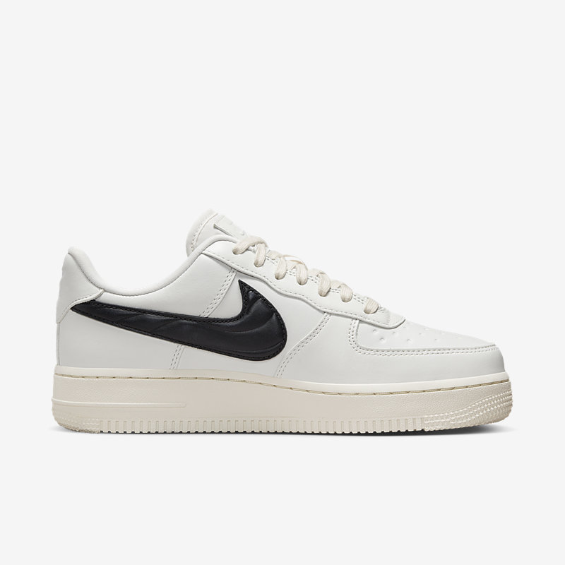 Nike Wmns Air Force 1 '07 - Dydis 36 (FV1182-001 Laisvalaikio batai)