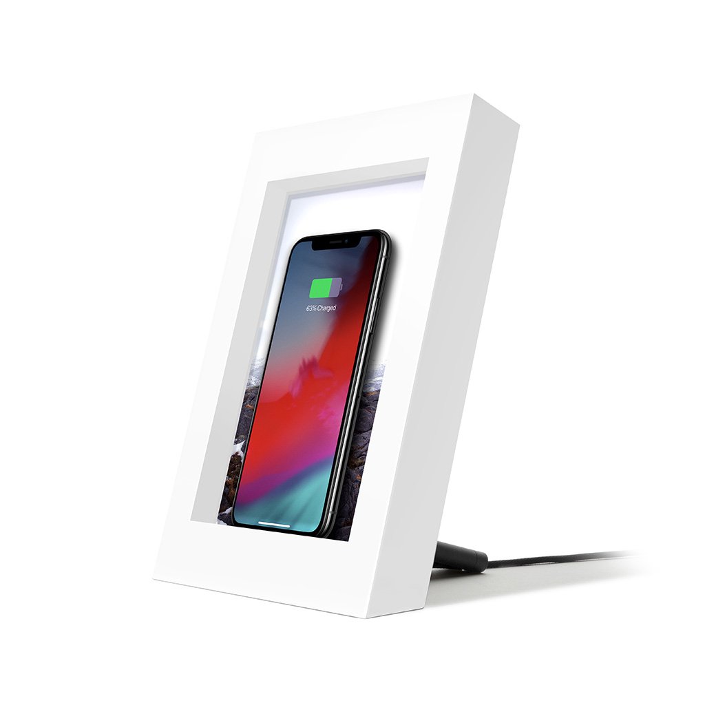 Twelve South PowerPic - The Frame that wirelessly charges your phone