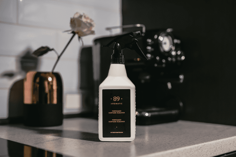 Paviršių valiklis Dore 720ml