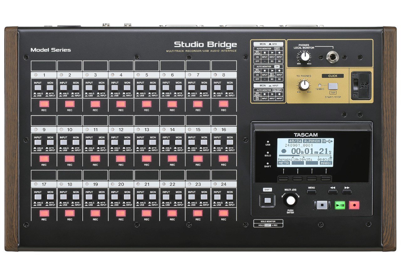 Tascam Studio Bridge - 24 takelių garso įrašymo įrenginys / garso ir MIDI sąsaja