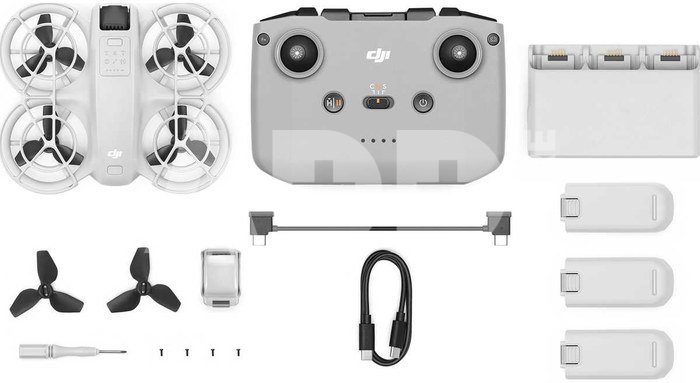 DJI Neo (Fly More Combo)