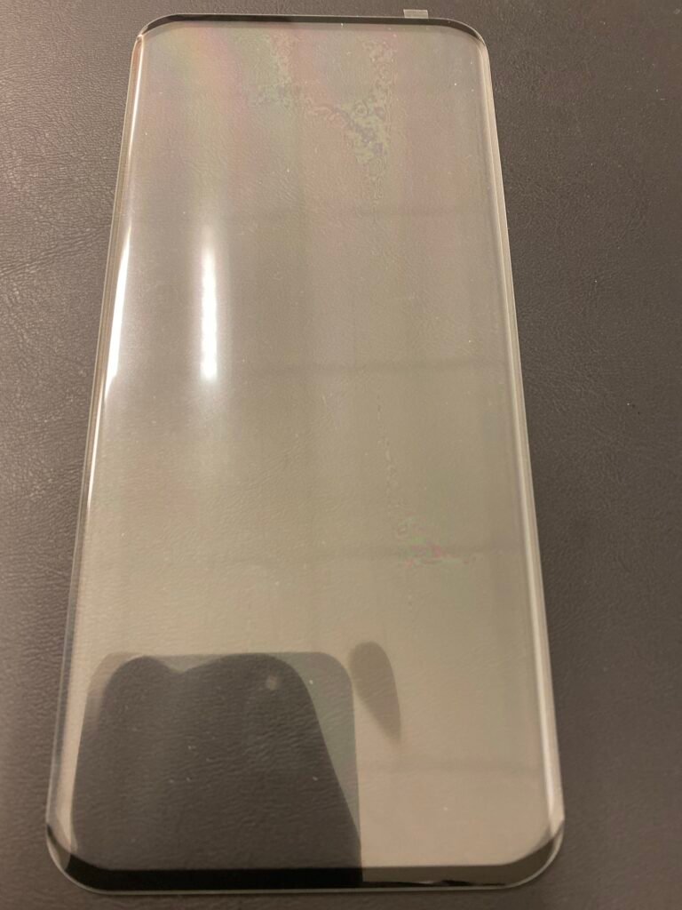 Lenktas apsauginis stiklas 74x160mm 1vnt A