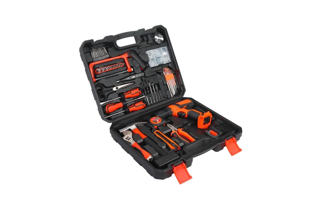 AKUMULIATORINIS SUKTUVAS komplektas 21V 2Ah + priedai KD3356