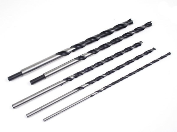 Grąžtas medžiui 10 x 300  mm ilgas spiralinis