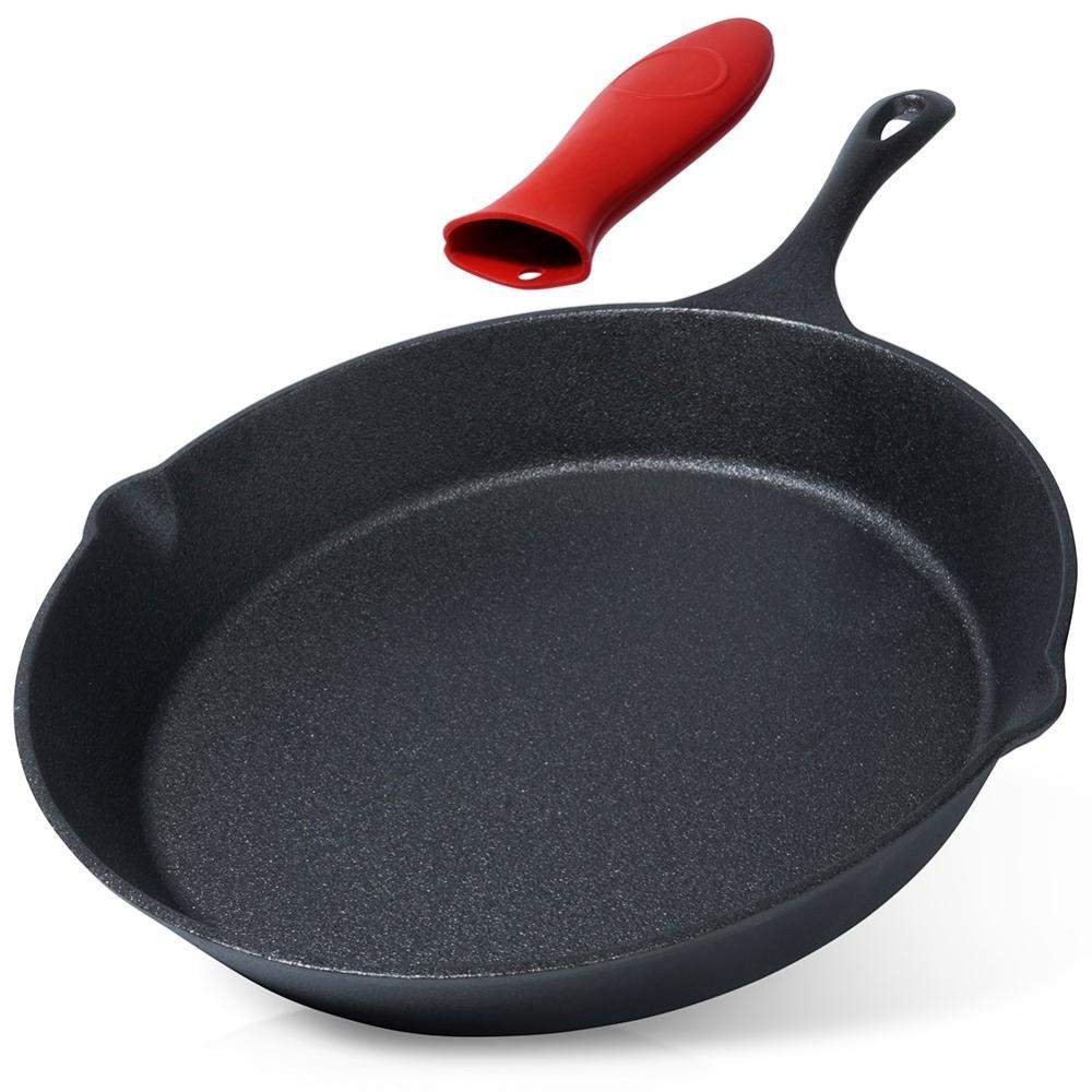 Ketaus keptuvė su silikoniniu rankenos laikikliu CAST LINE 30 cm