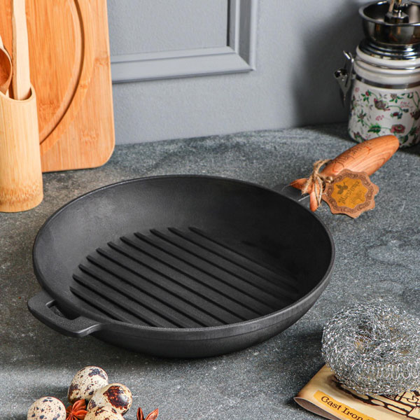 Ketaus grilio keptuvė  24*4 cm GRILL | T308