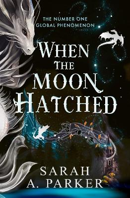 When the Moon Hatched Book 1 The Moonfall Series