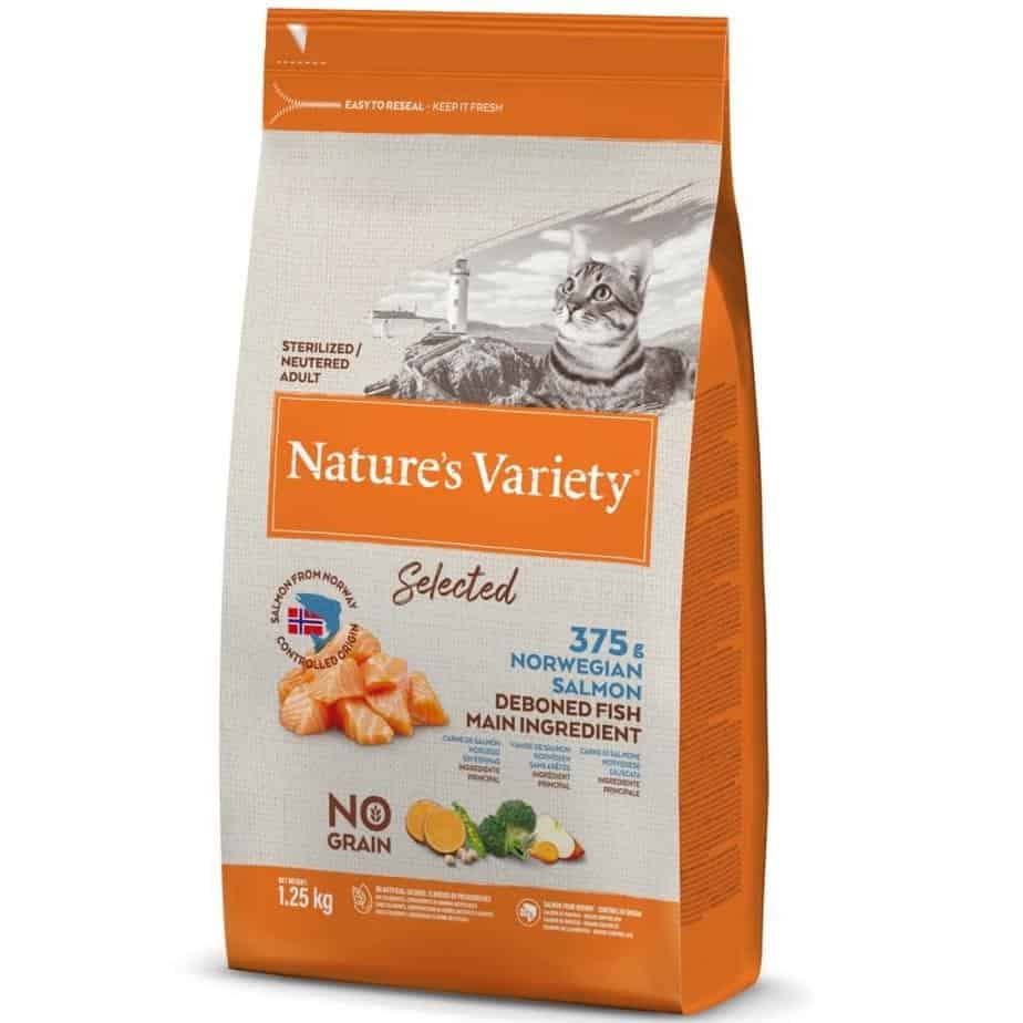 Nature's Variety SELECTED STERILIZED CAT katėms su norvegiška lašiša