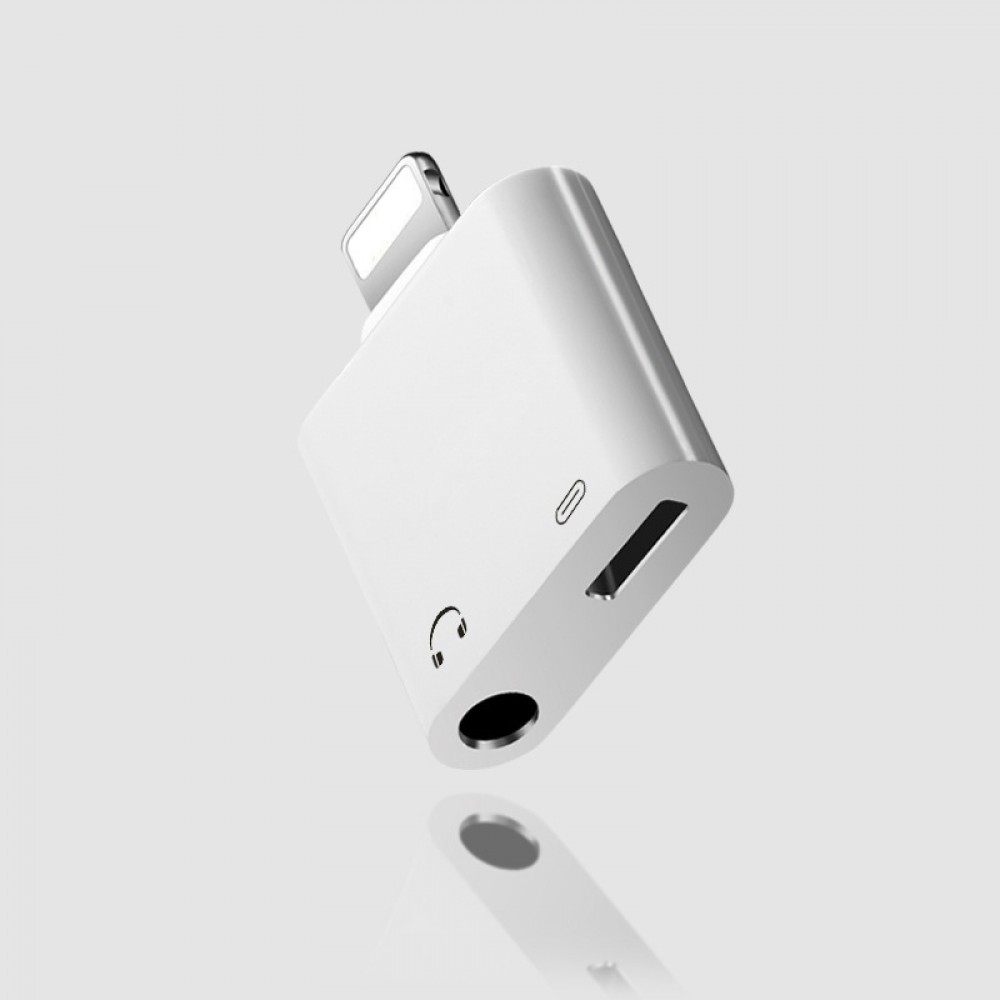 Baltas adapteris ADP15 iš Lightning į Lightning + 3,5mm