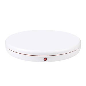 "Puluz" besisukantis stendas 45 cm (baltas)