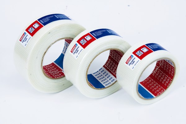 Juosta audinio Tesa užklijuoti 3-5 mm plyšiams prieš glaistant 45 x 48