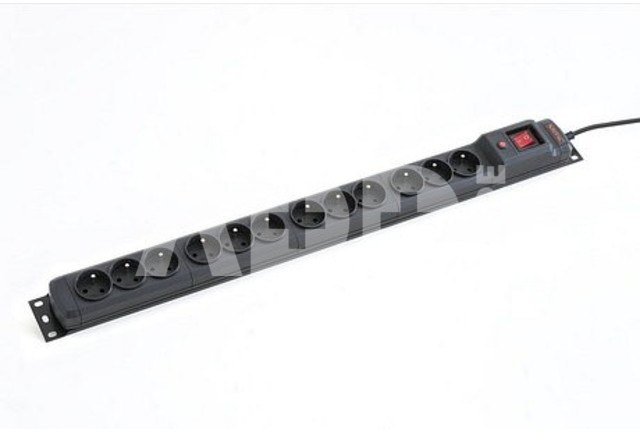 Armac Surge M12 / 16A Rack 19 '' black 1.5m (12 slots)