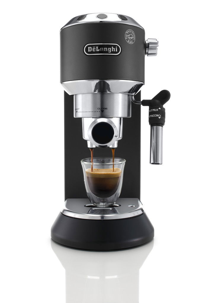 Kavos aparatas DELONGHI EC685.BK DEDICA
