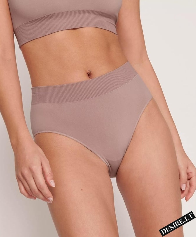 Kelnaitės aukštintu juosmeniu su alavijo mikrokapsulėmis EVER INFUSED ALOE HIGH WAIST FOGGY MAUVE