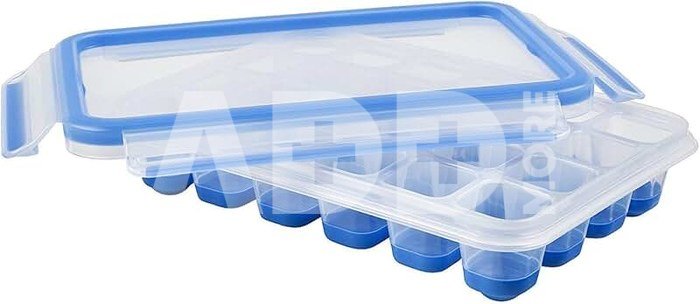 Emsa Clip&Close Ice Cube Box blue