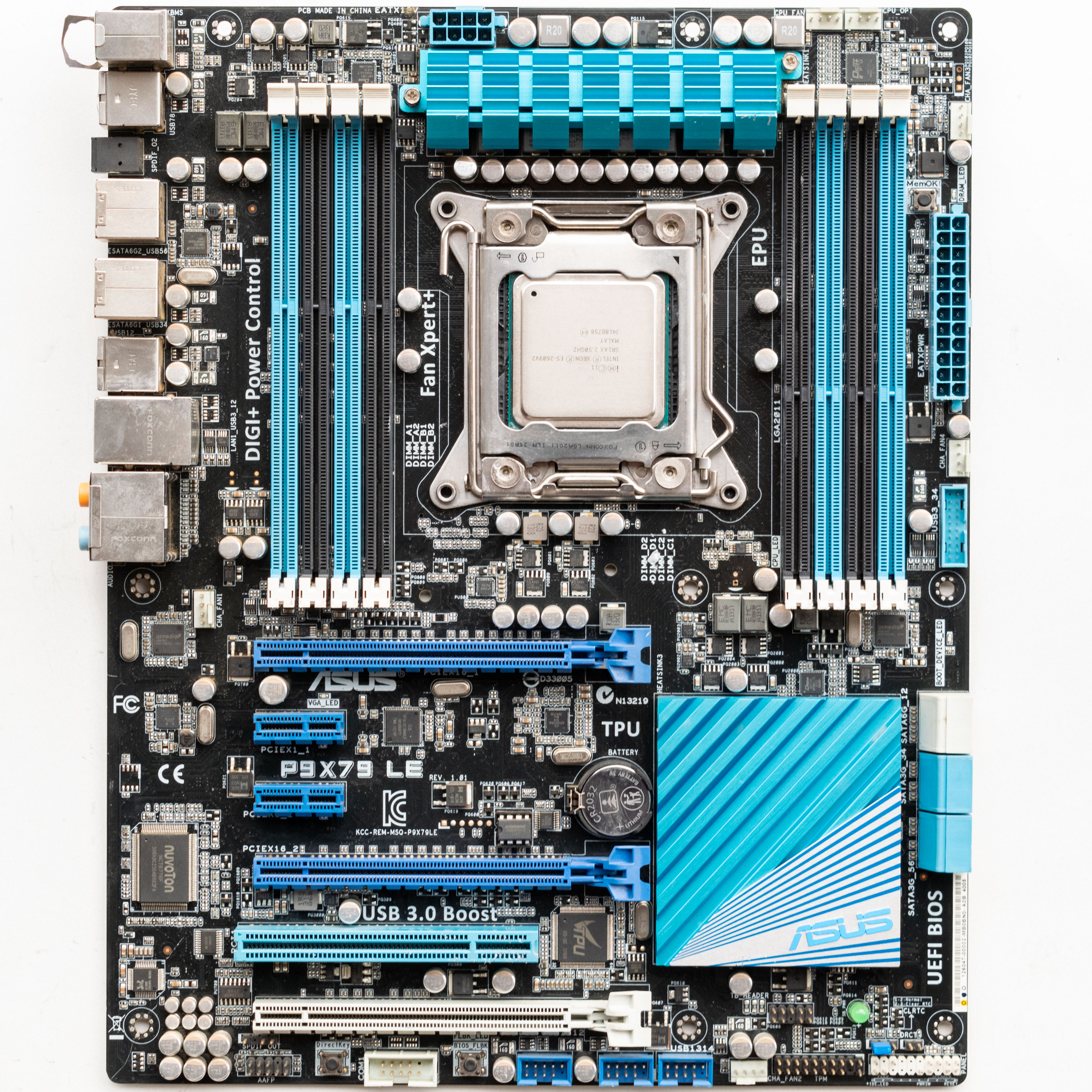 Pagrindinė plokštė ASUS P9X79 LE (Atnaujinta)