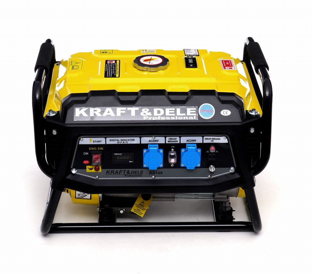 Benzininis vienfazis elektros generatorius 3500W KD149
