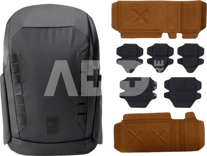 Gomatic backpack Peter McKinnon Everyday Bundle