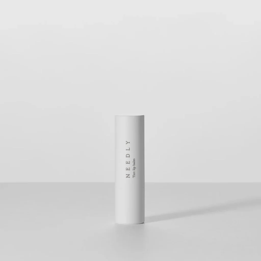 NEEDLY Tint Lip Balm – drėkinantis atspalvį suteikiantis balzamas