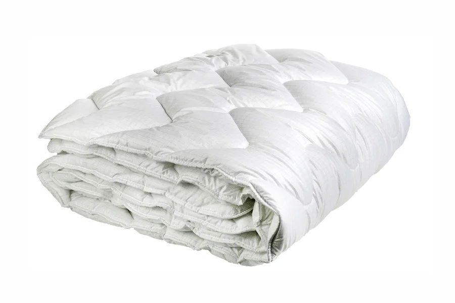 Antklodė COMCO Carbon, 160x200 cm, imp. 99,4% mikropl., 0,6% anglies pl., užp. 100% pol., 350g/m2