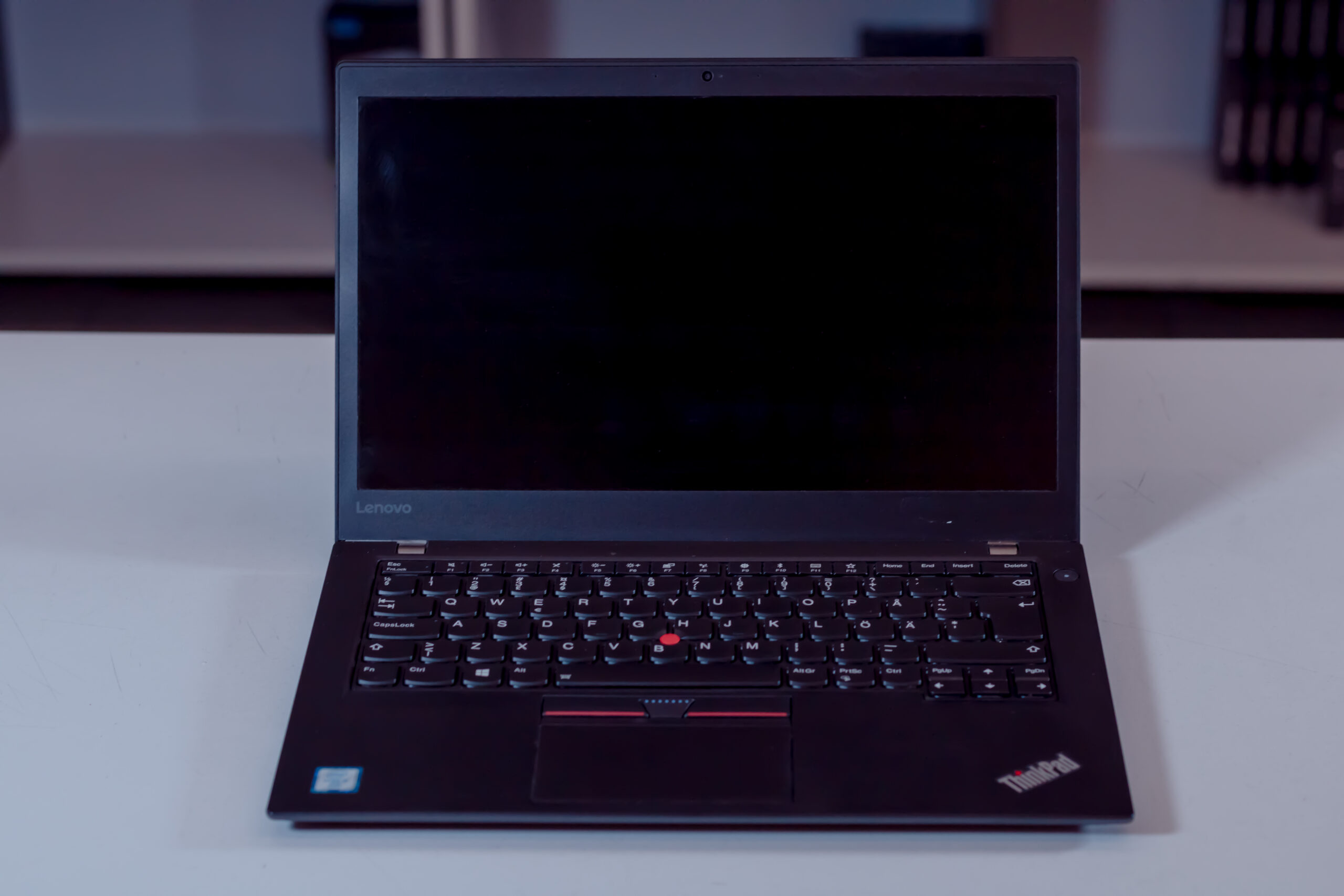 Lenovo Think Pad T460S, i5 6300U, 12GB RAM, 128GB SSD (Su Matricos Įbrėžimais)