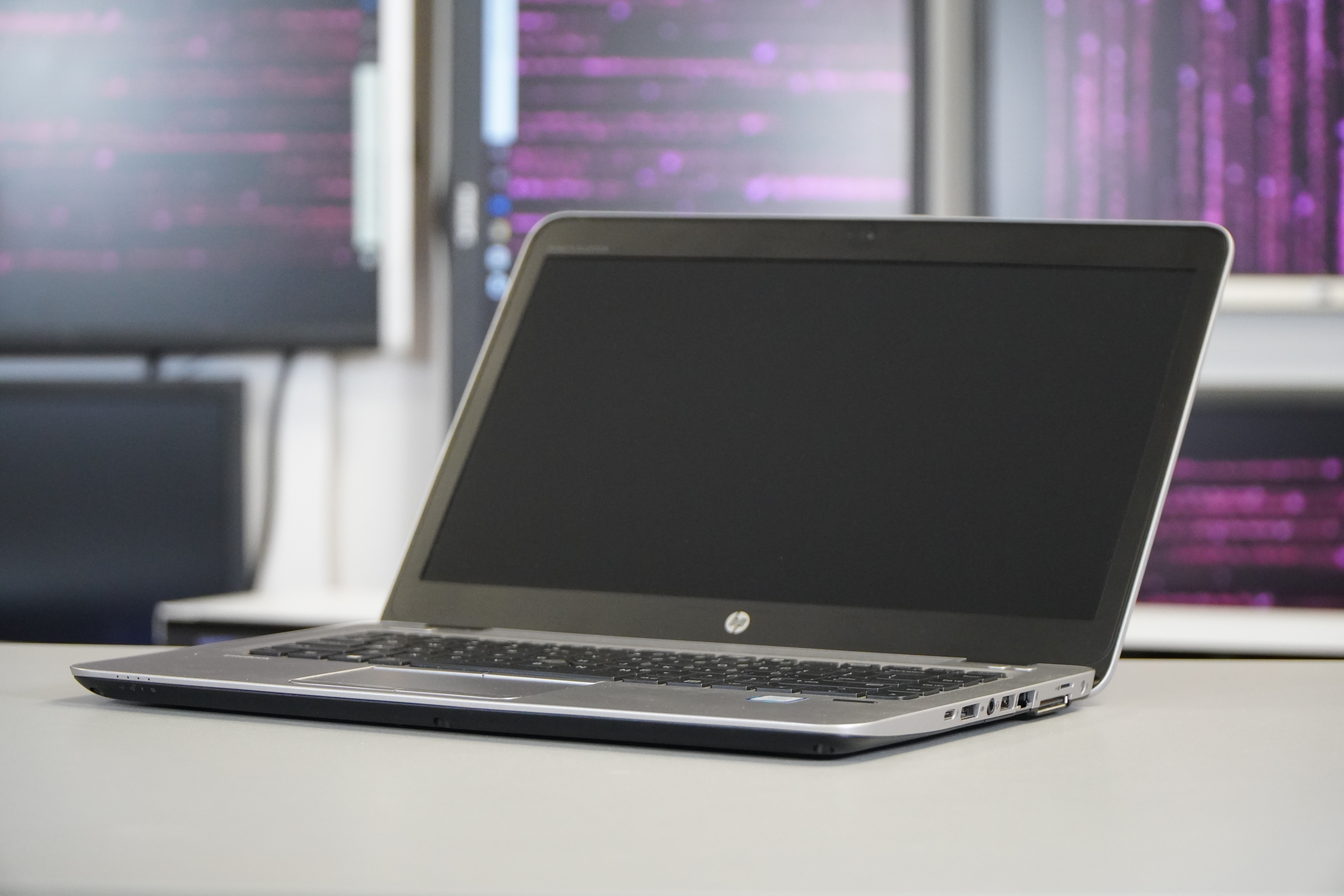 Hp Elitebook 840 G3, i5 6200U, 8gb RAM, 256gb SSD (Grade B)