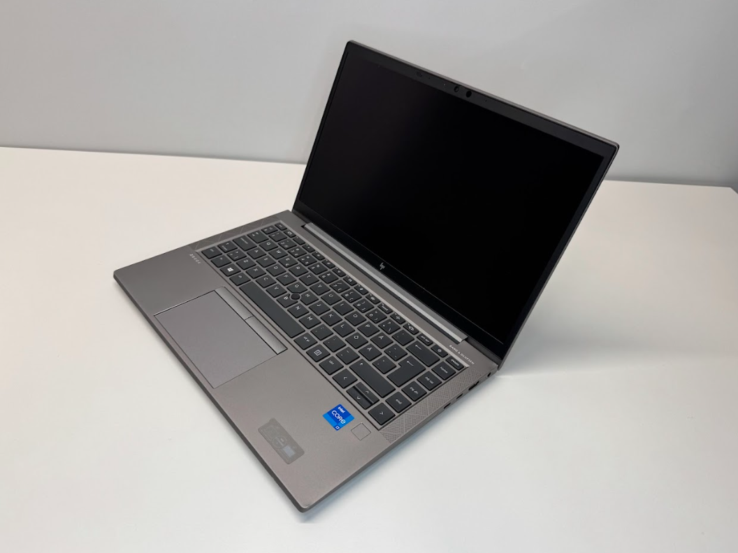 HP | REFURBISHED Grade C+ HP ZBook Firefly 14 G8 | 14 " | FHD | Intel Core i7 | i7-1165G7 | 16 GB | Solid-state drive capacity 512 GB | NVIDIA T500 4GB | Windows 11 Pro | Keyboard language Swedish | Keyboard backlit | Warranty 12 month(s)