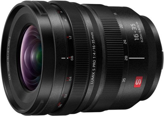 Panasonic Lumix S PRO 16-35mm f/4 lens