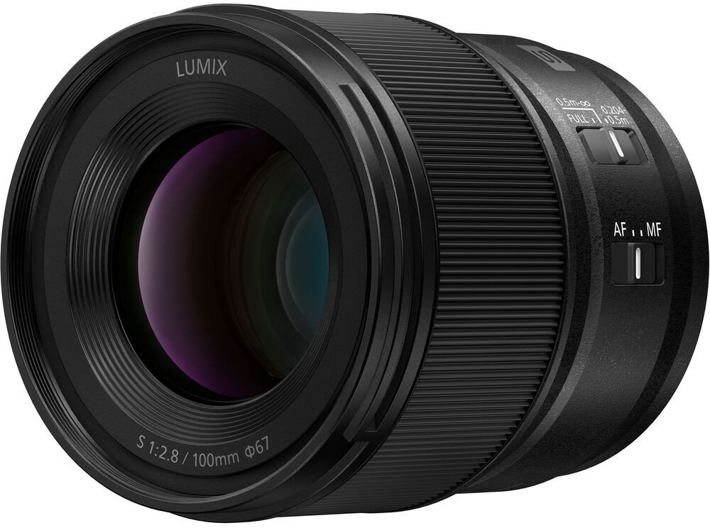 Panasonic Lumix S 100mm f/2.8 Macro lens