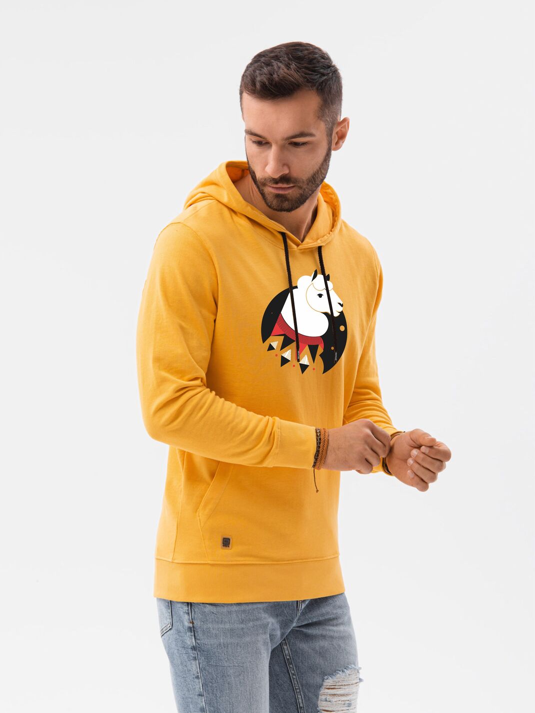Geltonos spalvos džemperis su gobtuvu Lama