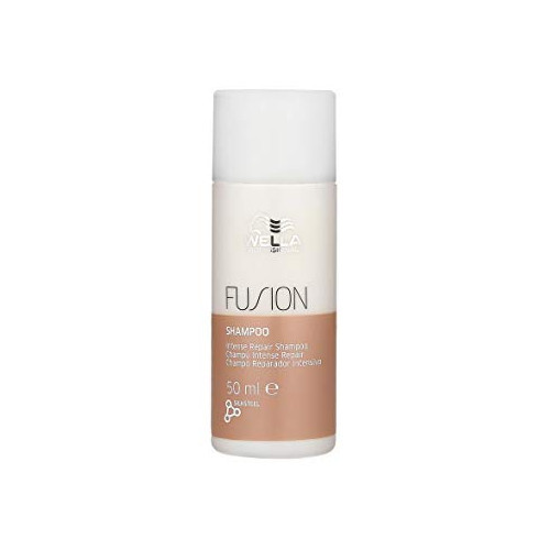 Wella Professionals Fusion Intense Repair Shampoo Intensyviai plaukus atkuriantis šampūnas, 50ml