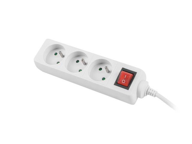 Extension cord Lanberg PS1-03E-0150-W (1,5m; white color)