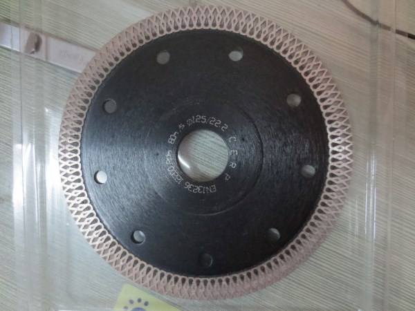 Diskas deimantinis 125x1,2x22,2 mm X-Turbo Delawar