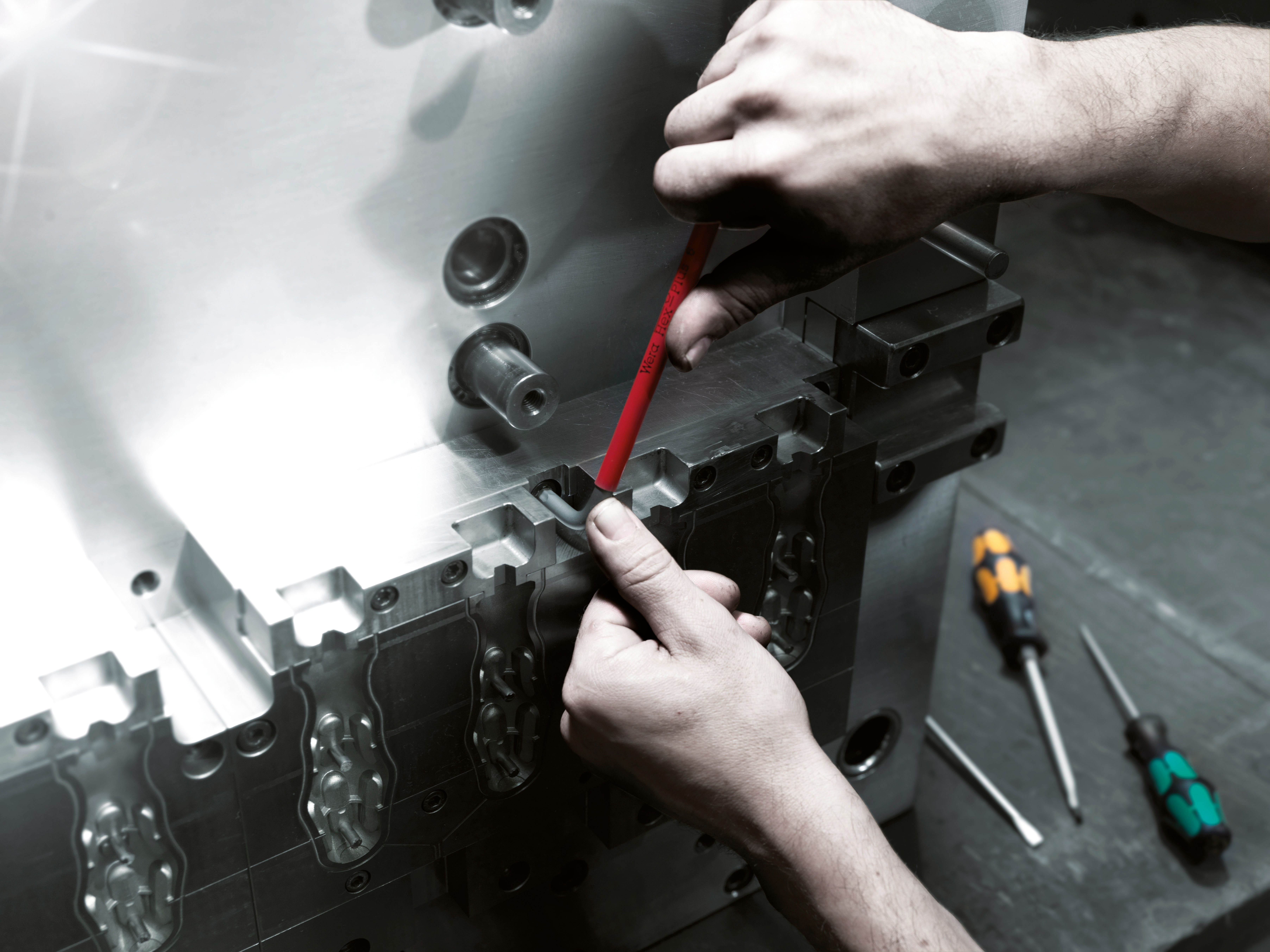 Šešiakampių raktų rinkinys 950/7 spalvoti su įmagnetintoju 022534 Wera
