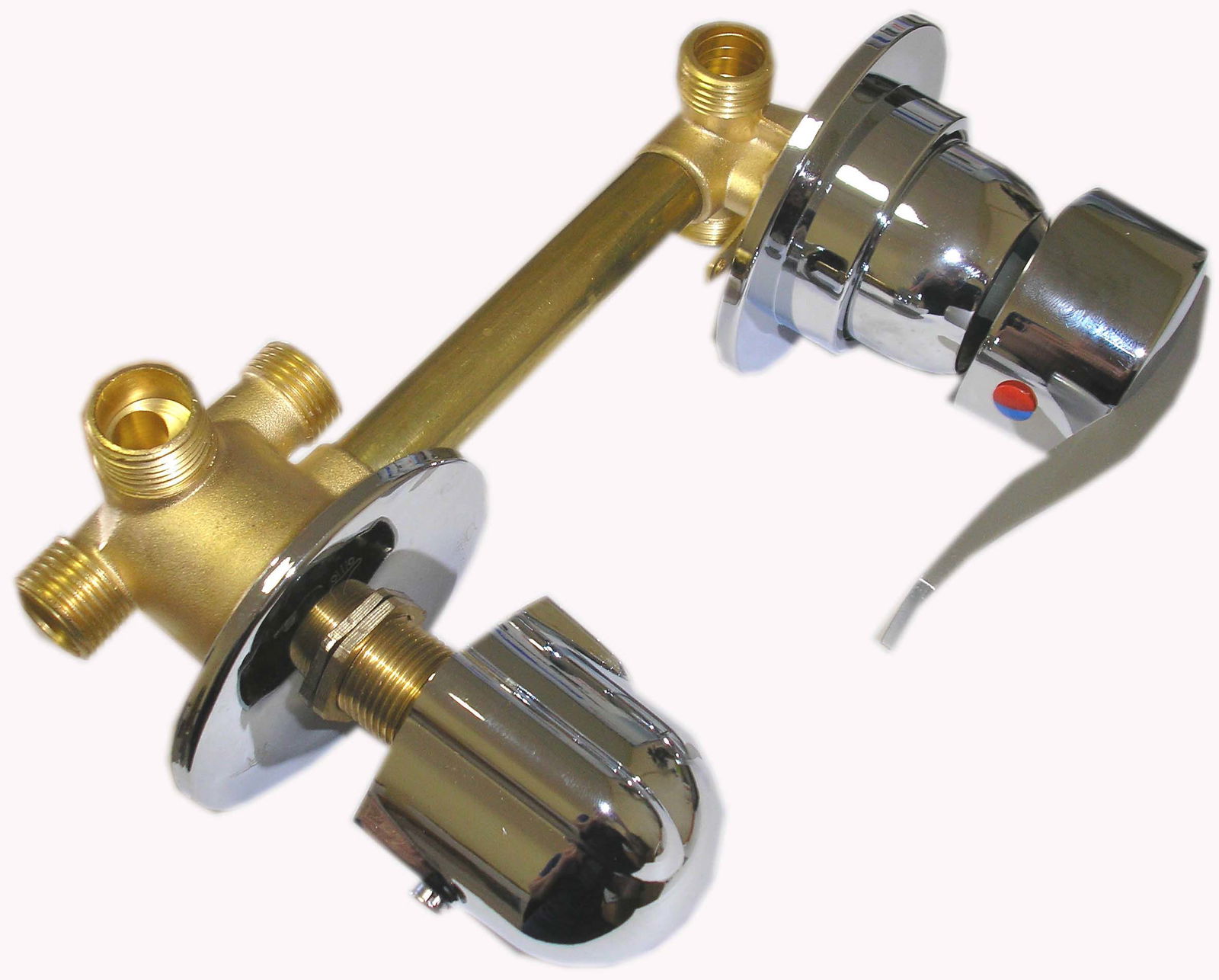 Perjungėjas vandens funkcijų 4 padėčių su sriegiais 14 cm