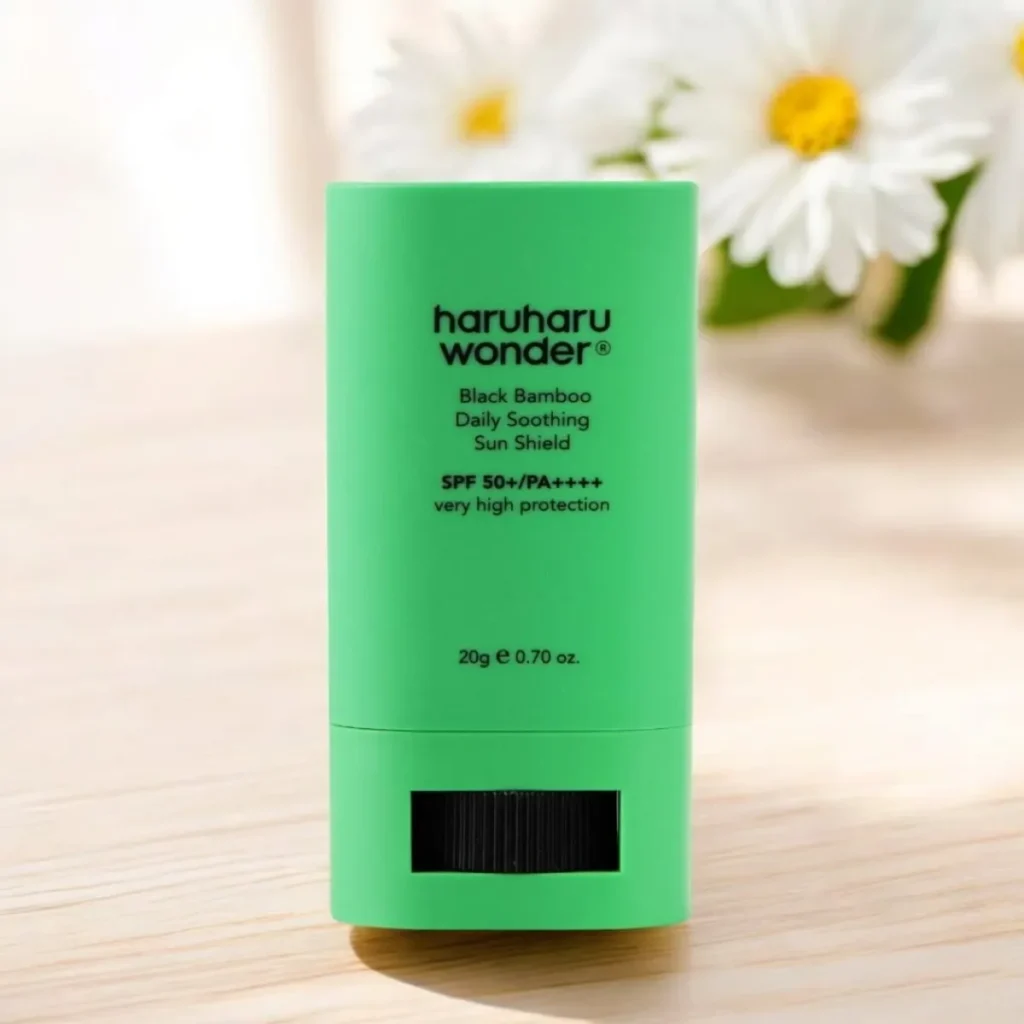 Haruharu Wonder Black Bamboo Daily Soothing Sun Shield – apsauga nuo saulės su juodojo bambuko ekstraktu