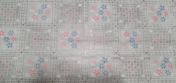 Klijuotė Lace 1,37m pločio