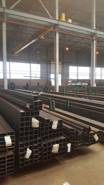 Profiliuotas vamzdis 50x30x2 3 metrai