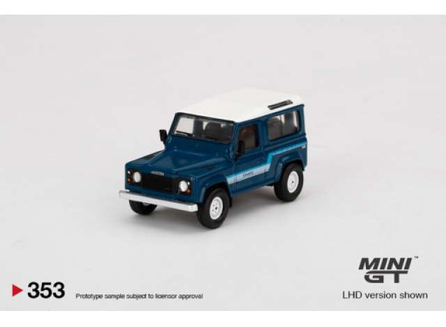 Mini GT Modeliukas 1/64 Land Rover Defender 90 County Wagon, stratos blue (yra Sandėlyje)