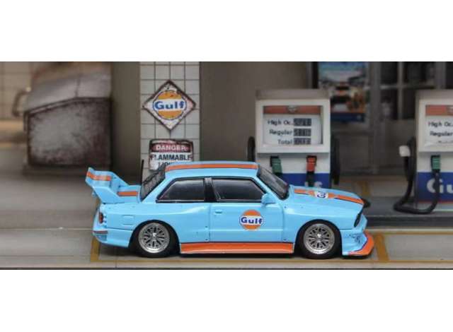 PRE-ORD3R Street Weapon Modeliukas 1/64 BMW E30 *Gulf*, blue/orange