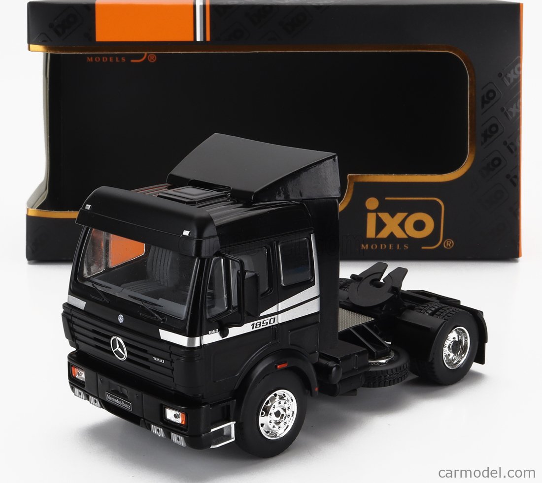 PRE-ORD3R IXO Models Modeliukas 1/43 1994 Mercedes SK II 1850, black