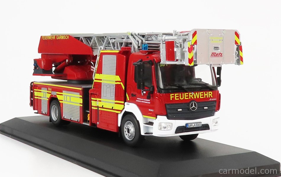 IXO Models Modeliukas Mercedes Atego DLK 23/12 Metz *FF Garmisch Patenkirchen*, red/yellow