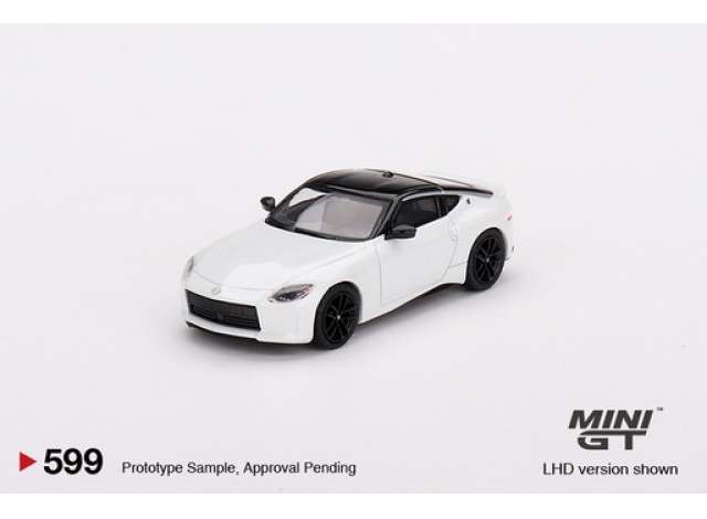 PRE-ORD3R Mini GT Modeliukas 1/64 2023 Nissan Z Performance, everest white