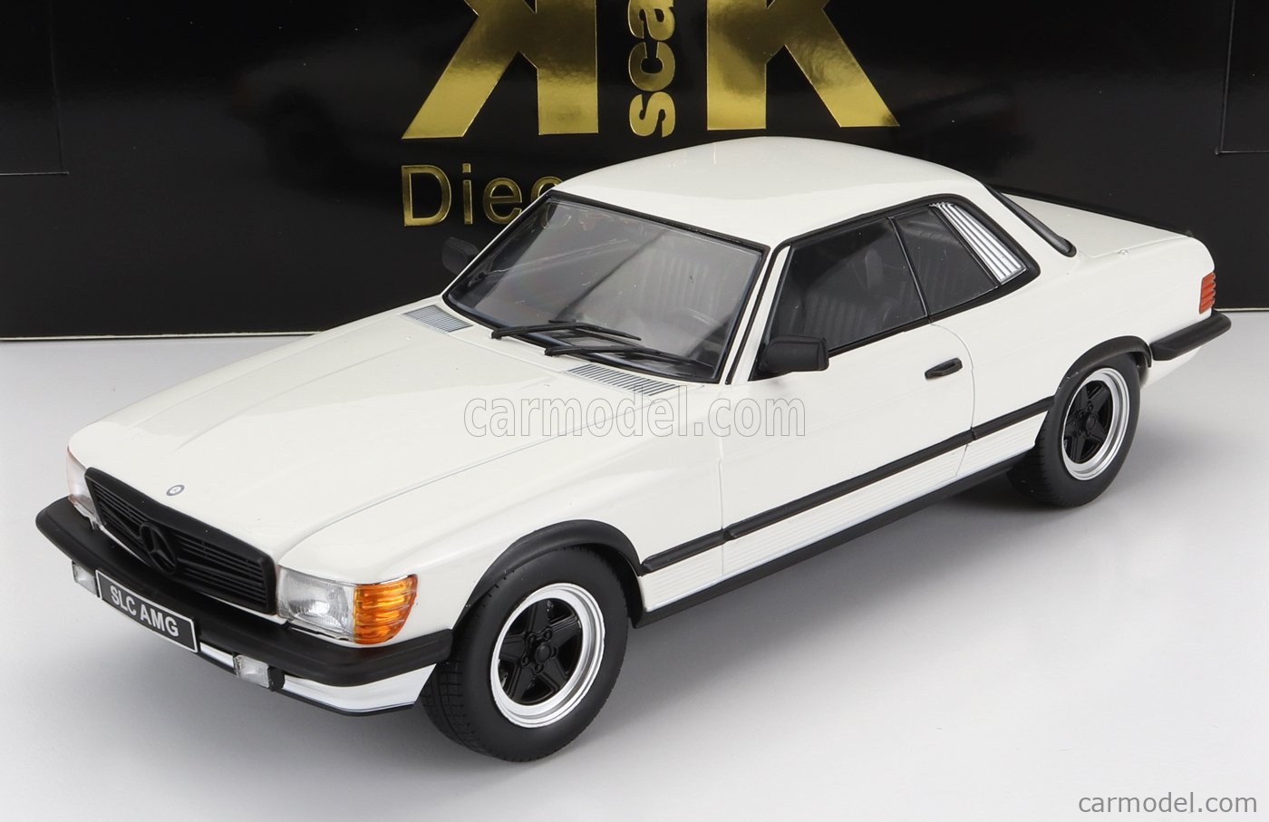 PRE-ORD3R KK Scale Modeliukas 1/18 1985 Mercedes Benz 500 SLC 6.0 AMG C107, white/matt black
