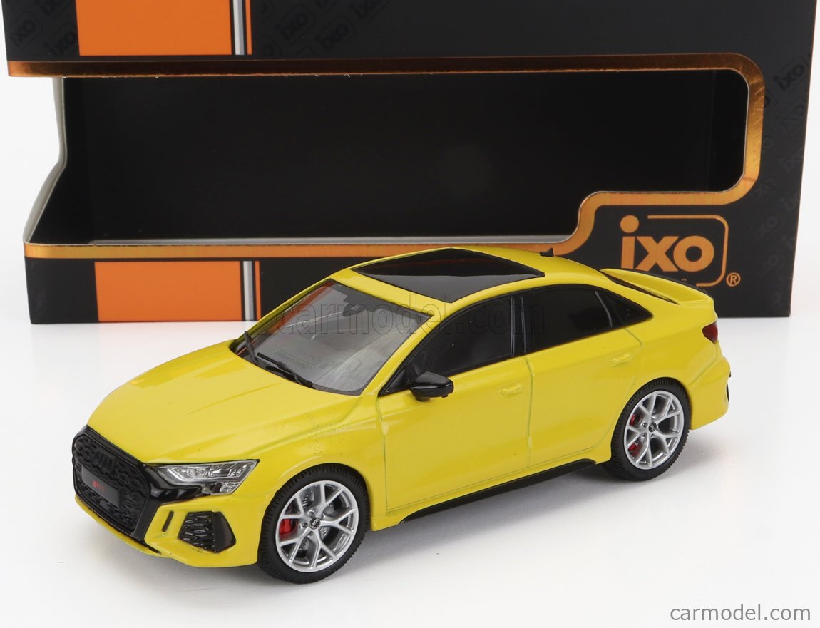 PRE-ORD3R IXO Models Modeliukas 1/43 2022 Audi RS3, yellow