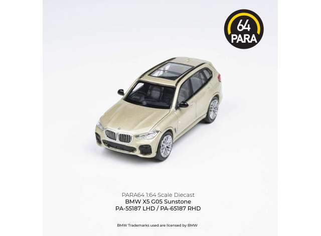 PRE-ORD3R Para64 Modeliukas BMW X5 *Right Hand Drive*, sunstone (cars in a deluxe Acrylic window box)