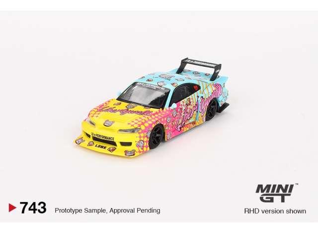 Mini GT Modeliukas 1/64 1999 Nissan Silvia S15 LB-Super Silhouette LB Kuma, various (yra Sandėlyje)