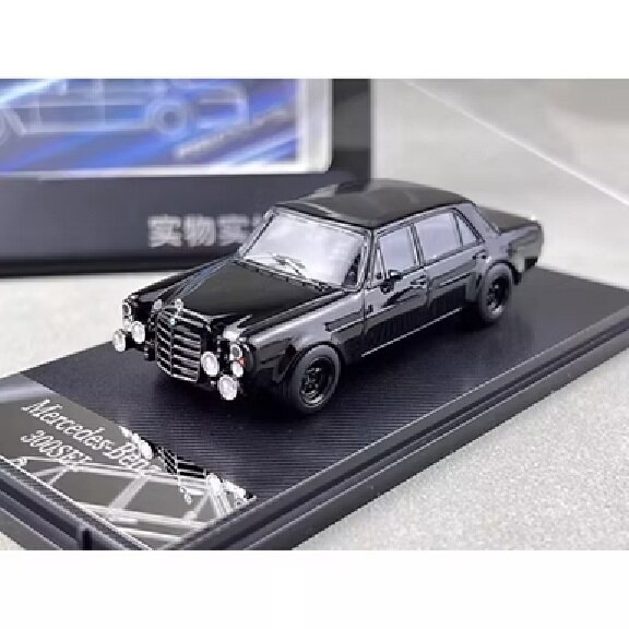 PRE-ORD3R Street Weapon Modeliukas 1/64 BSC Mercedes Benz 300SEL, black