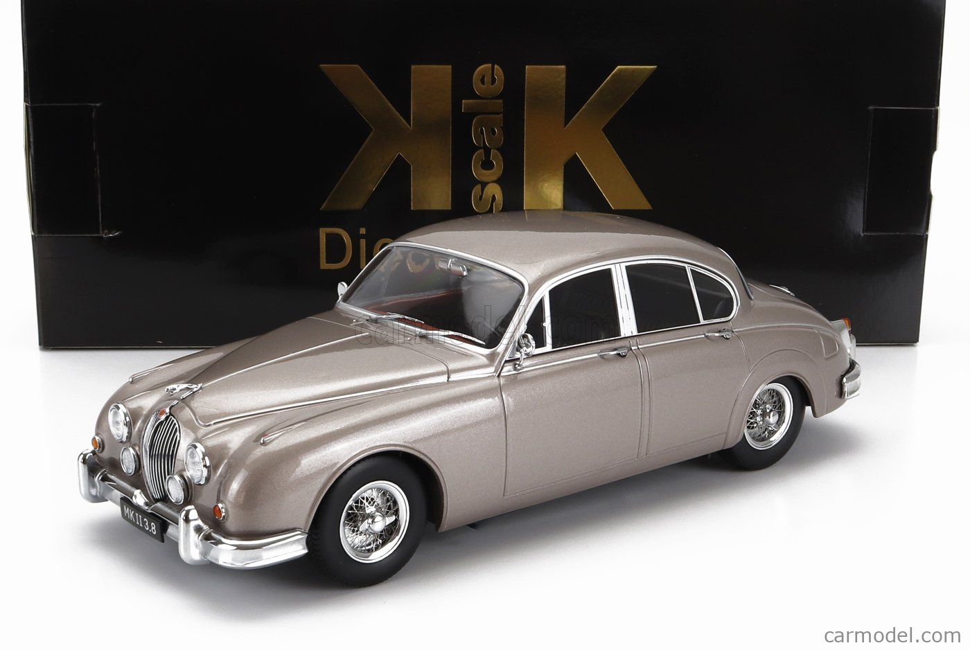 PRE-ORD3R KK Scale Modeliukas 1/18 1959 Jaguar MK II 3.8 LHD, pearl-silver