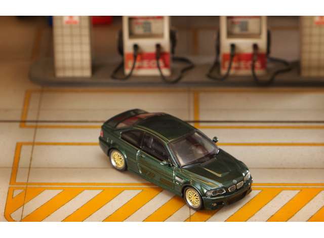 PRE-ORD3R Stance Hunters Modeliukas 1/64 BMW E46 green with bbs rim